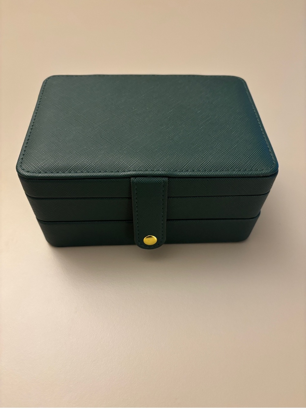 Green Jewelry Travel Case - Compact Women's Accessory